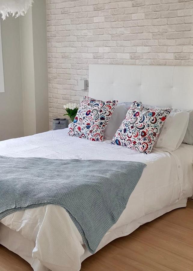 Piso Miracies- Wifi- Parking- Vistas Ria De Vigo Apartment Bagian luar foto
